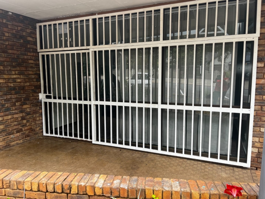 To Let commercial Property for Rent in Schoemansville North West